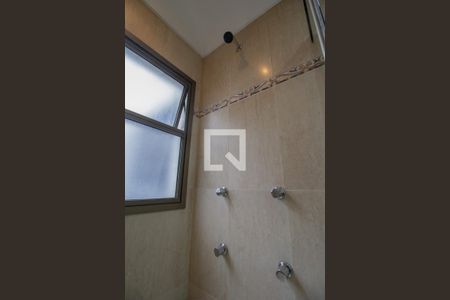 Apartamento para alugar com 410m², 5 quartos e 3 vagasBanheiro da Suíte 02