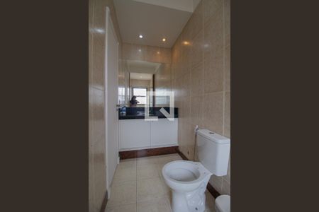 Apartamento para alugar com 410m², 5 quartos e 3 vagasBanheiro da Suíte 01