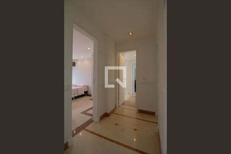 Apartamento para alugar com 410m², 5 quartos e 3 vagas Suíte 01