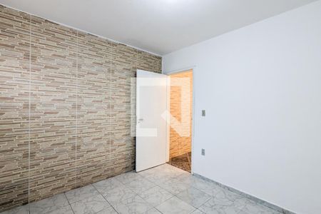 Quarto 1 de casa para alugar com 2 quartos, 60m² em Alves Dias, São Bernardo do Campo