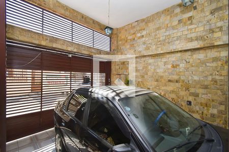 Casa à venda com 242m², 3 quartos e 1 vaga Casa à venda com 242m², 3 quartos e 1 vagaGaragem