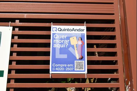 Casa à venda com 242m², 3 quartos e 1 vaga Casa à venda com 242m², 3 quartos e 1 vagaPlaca