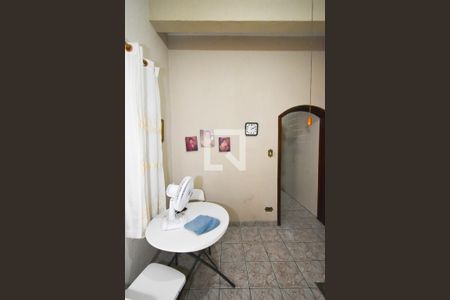 Casa à venda com 242m², 3 quartos e 1 vaga Casa à venda com 242m², 3 quartos e 1 vagaDetalhe