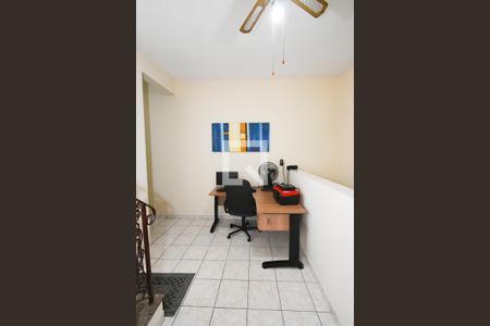 Casa à venda com 242m², 3 quartos e 1 vaga Casa à venda com 242m², 3 quartos e 1 vagaEscritório