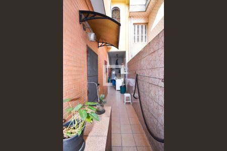 Casa à venda com 242m², 3 quartos e 1 vaga Casa à venda com 242m², 3 quartos e 1 vagaLavanderia