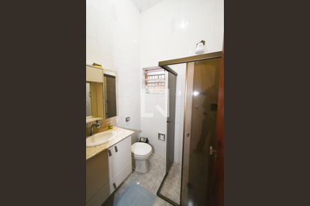 Casa à venda com 242m², 3 quartos e 1 vaga Casa à venda com 242m², 3 quartos e 1 vagaBanheiro