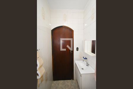 Casa à venda com 242m², 3 quartos e 1 vaga Casa à venda com 242m², 3 quartos e 1 vagaBanheiro da Suíte