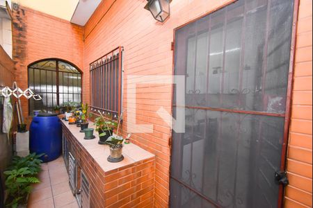 Casa à venda com 242m², 3 quartos e 1 vaga Casa à venda com 242m², 3 quartos e 1 vagaLavanderia