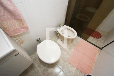 Casa à venda com 242m², 3 quartos e 1 vaga Casa à venda com 242m², 3 quartos e 1 vagaBanheiro da Suíte