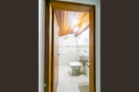 Casa à venda com 150m², 3 quartos e 2 vagasSótão - Banheiro da Suíte