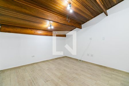 Casa à venda com 150m², 3 quartos e 2 vagasSótão - Suíte