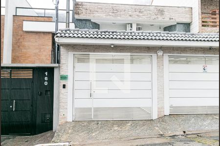 Casa à venda com 150m², 3 quartos e 2 vagasFachada