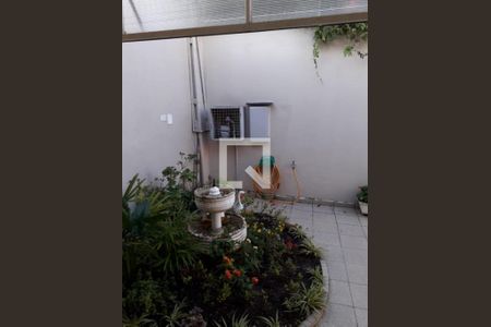 Casa à venda com 3 quartos, 200m² em Vila Alvinopolis, São Bernardo do Campo