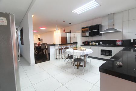Cozinha de casa à venda com 6 quartos, 500m² em Trevo, Belo Horizonte