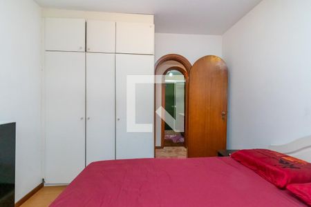 Apartamento à venda com 317m², 3 quartos e 2 vagas Apartamento à venda com 317m², 3 quartos e 2 vagasQuarto 1