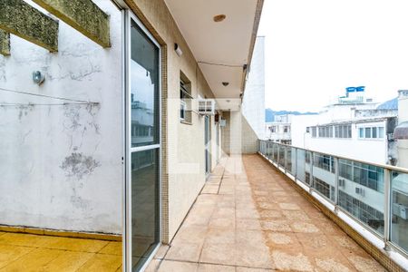 Apartamento à venda com 317m², 3 quartos e 2 vagas Apartamento à venda com 317m², 3 quartos e 2 vagasVaranda suíte e quartos