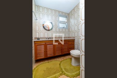 Apartamento à venda com 317m², 3 quartos e 2 vagas Apartamento à venda com 317m², 3 quartos e 2 vagasLavabo