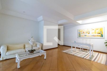 Apartamento à venda com 317m², 3 quartos e 2 vagas Apartamento à venda com 317m², 3 quartos e 2 vagasPortaria