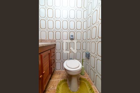 Apartamento à venda com 317m², 3 quartos e 2 vagas Apartamento à venda com 317m², 3 quartos e 2 vagasLavabo