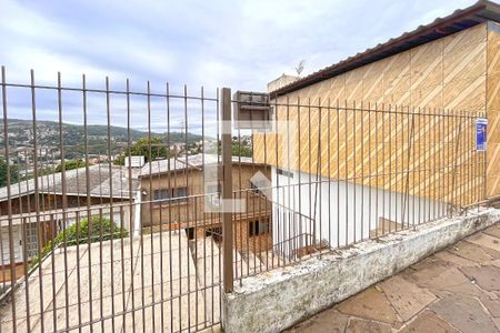 Casa à venda com 330m², 3 quartos e 2 vagasFachada