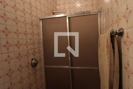 Casa à venda com 332m², 4 quartos e 1 vagaBanheiro