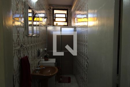 Casa à venda com 332m², 4 quartos e 1 vagaBanheiro