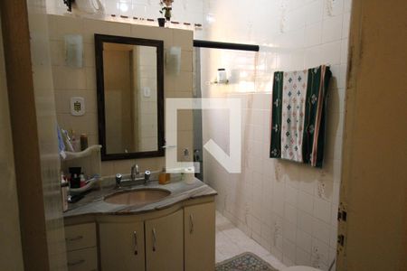 Casa à venda com 332m², 4 quartos e 1 vagaBanheiro da Suíte 1