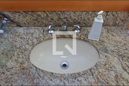 Apartamento à venda com 193m², 3 quartos e 2 vagasBanheiro da Suíte