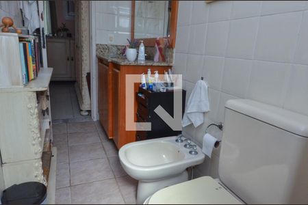 Apartamento à venda com 193m², 3 quartos e 2 vagasBanheiro da Suíte