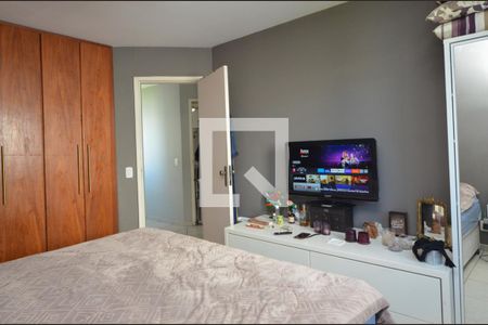 Apartamento à venda com 193m², 3 quartos e 2 vagasQuarto 1 