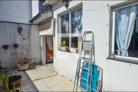 Apartamento à venda com 193m², 3 quartos e 2 vagasVaranda 2