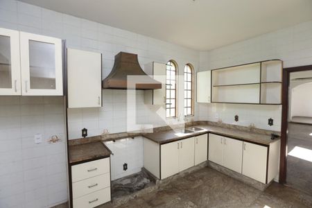 Cozinha de casa à venda com 4 quartos, 577m² em Glória, Contagem