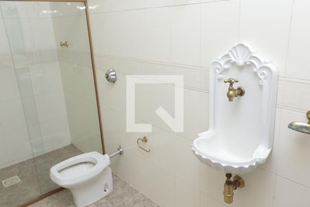 Banheiro Social de casa à venda com 4 quartos, 577m² em Glória, Contagem