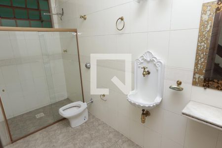 Banheiro Social de casa à venda com 4 quartos, 577m² em Glória, Contagem