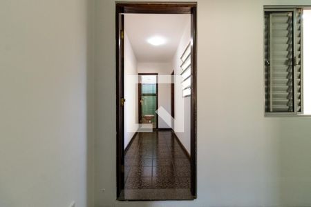 Casa à venda com 150m², 4 quartos e 1 vagaCorredor