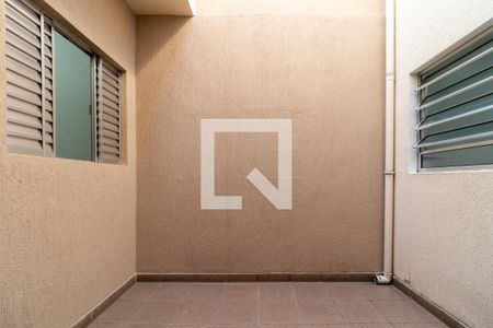 Casa à venda com 150m², 4 quartos e 1 vagaQuintal