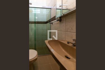 Casa à venda com 150m², 4 quartos e 1 vagaBanheiro 2