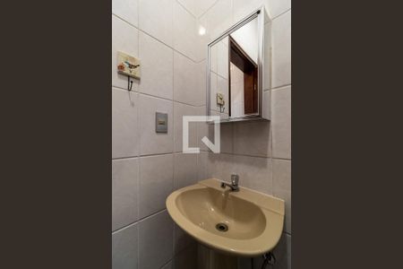 Casa à venda com 150m², 4 quartos e 1 vagaBanheiro de serviço