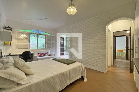 Quarto 1 de casa de condomínio à venda com 3 quartos, 500m² em Retiro do Chale, Brumadinho