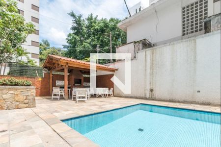 Apartamento à venda com 397m², 4 quartos e 3 vagas Apartamento à venda com 397m², 4 quartos e 3 vagasPiscina