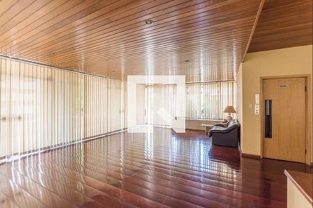 Apartamento à venda com 397m², 4 quartos e 3 vagas Apartamento à venda com 397m², 4 quartos e 3 vagasSalão de Festas