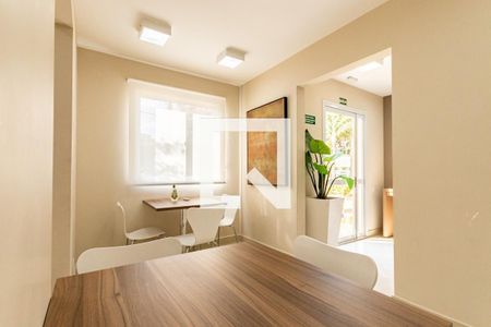 Apartamento para alugar com 42m², 2 quartos e sem vagaÁrea Comum - Salão de Festas