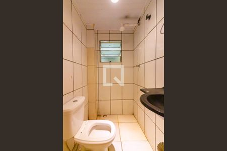 Banheiro  de casa para alugar com 1 quarto, 60m² em Padroeira, Osasco
