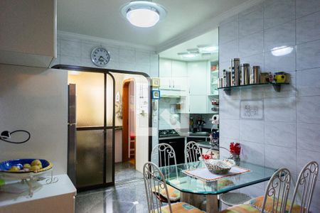 Apartamento à venda com 133116m², 3 quartos e 2 vagasCozinha