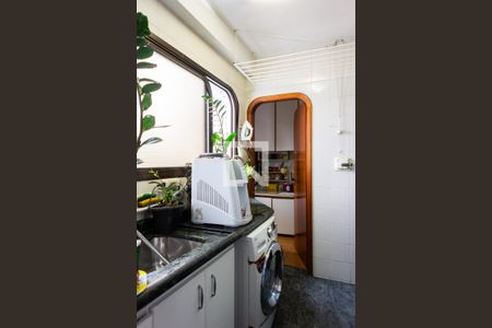 Apartamento à venda com 133116m², 3 quartos e 2 vagasÁrea de Serviço