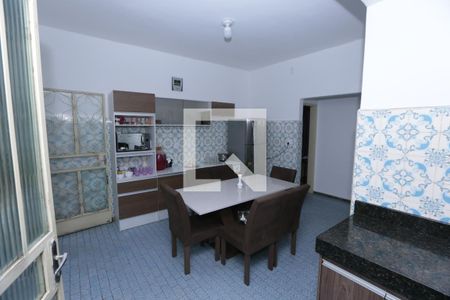 Casa à venda com 370m², 4 quartos e 1 vagaCopa