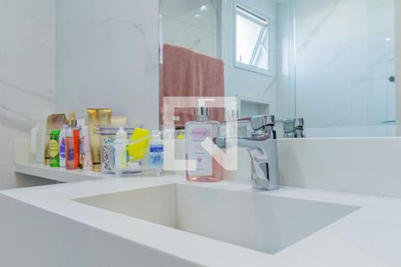 Apartamento à venda com 129m², 3 quartos e 2 vagasBanheiro da Suíte 1