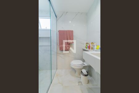 Apartamento à venda com 129m², 3 quartos e 2 vagasBanheiro da Suíte 1