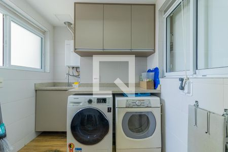 Apartamento à venda com 129m², 3 quartos e 2 vagasÁrea de Serviço