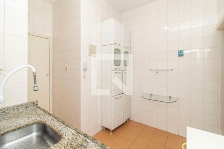 Apartamento à venda com 80m², 2 quartos e 1 vagaCozinha